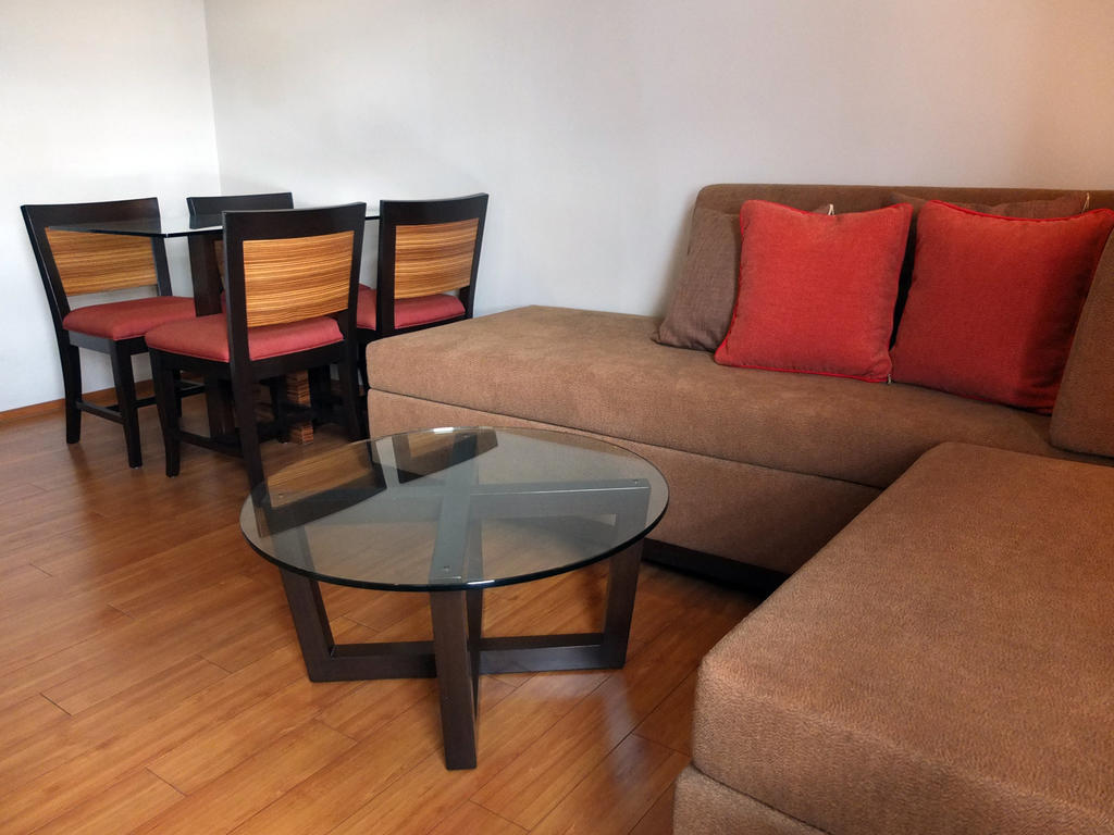 Soleste Suites -Non Quarantine Hotel Quezon City Extérieur photo